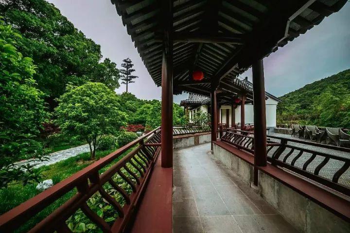 因与不具备从事保险业务或者保险中介业务资格的机构发生保险公估业务往来 大连三杰海上保险公估被罚1.5万元